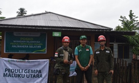 Tim LAZIS Wahdah dan SAR Wahdah Islamiyah di lokasi