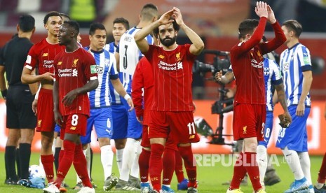 Tim Liverpool usai laga semifinal Piala Dunia Antara Klub antara Liverpool dan Monterrey di Khalifa International Stadium, Doha, Qatar, Kamis (19/12) dini hari.