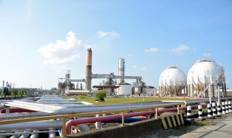 Kilang Balikpapan PT Kilang Pertamina Internasional. PT Pertamina (Persero) akan agresif mengembangkan Carbon Capture Utilization and Storage (CCUS) di lapangan migasnya. Langkah ini dilakukan untuk mengurangi emisi karbon yang dihasilkan dari operasional hulu sekaligus menjadi ceruk bisnis baru Pertamina.