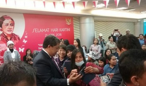 Tim Pengawas Tenaga Kerja Indonesia (Timwas TKI) DPR RI yang dipimpin Wakil Ketua DPR RI Koordinator bidang Kesejahteraan Rakyat (Korkesra), Fahri Hamzah, bertemu pekerja migran Indonesia di Taiwan.