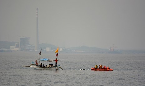 Kapal nelayan mini pursein milik warga Jakarta ditemukan terbalik di Laut Karimunjawa. Ilustrasi.