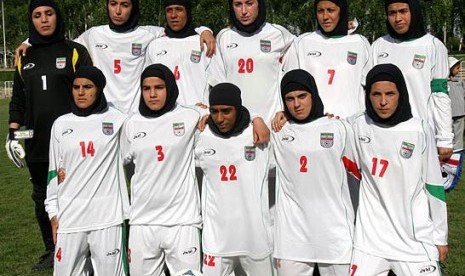 Tim sepak bola wanita Iran.