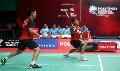 Tim U-17 putra PB Djarum mencapai prestasi tertinggi pada perhelatan Polytron Superliga Junior 2023. Para pemain muda PB Djarum mampu membawa pulang Piala Hariyanto Arbi, setelah menekuk tim PB Jaya Raya dengan skor 3-0 tanpa balas, Sabtu (13/5/2023). 