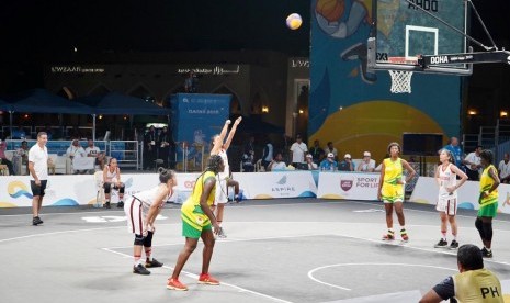 Timnas basket 3x3 Putri Indonesia di ajang World Beach Games 2019 Qatar. Dilaga Penentuan Selasa (15/10) malam WIB akan menghadapi tim kuat China. 