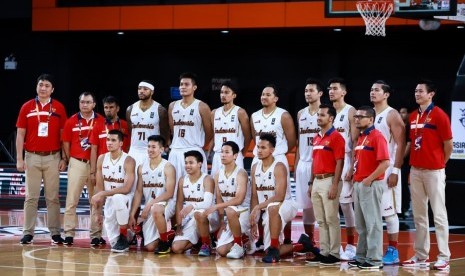 Timnas basket putra Indonesia yang berlaga di pra-kualifikasi FIBA Asia 2021 di Thailand.