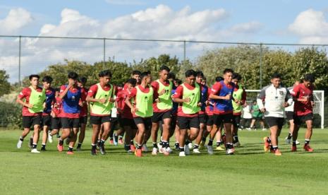 Timnas Indonesia U-17 saat berlatih di Jerman.