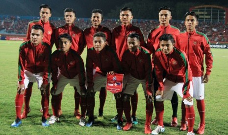 Timnas U-16.