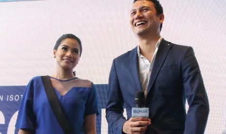 Titi Kamal dan Christian Sugiono