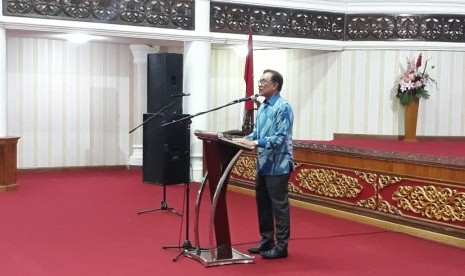 Tokoh Nasional Malaysia Anwar Ibrahim saat berada di Padang, Sumatra Barat, Sabtu (27/10).