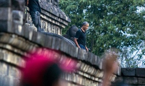 Tokoh penting sekalipun membutuhkan liburan. Seperti mantan presiden AS Barack Obama yang berlibur ke Candi Borobudur, Yogyakarta, Jawa Tengah, beberapa waktu lalu.