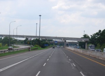 Tol Cikampek mulai lengang.