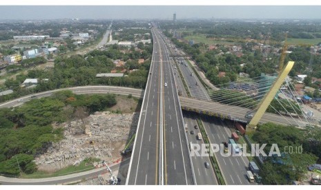 Tol Layang Jakarta Cikampek.