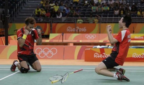 Tontowi Ahmad dan Liliyana Natsir memastikan posisi di final Olimpiade Rio 2016 nomor ganda campuran. 