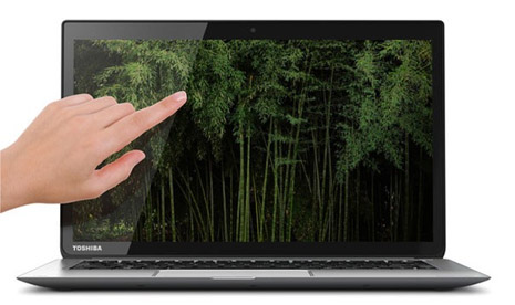 Toshiba KIRAbook diklaim akan menjadi pesaing MacBook Pro Retina Display meski kerapatan resolusinya 221 piksel per inci. 