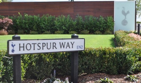 Tottenham Hotspur Training Centre di Hotspur Way, Enfield, London Utara, Inggris. 