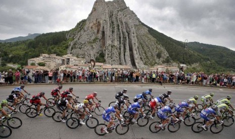 Tour de France (Dok). Tour de France 2020 akan start di Nice, Prancis, Sabtu akhir pekan ini di tengah ancaman peningkatan kasus Covid-19.