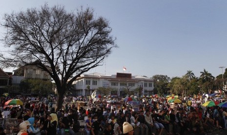 Tourists flock the Old City, Jakarta, during the last day of long holiday which falls on Sunday.   