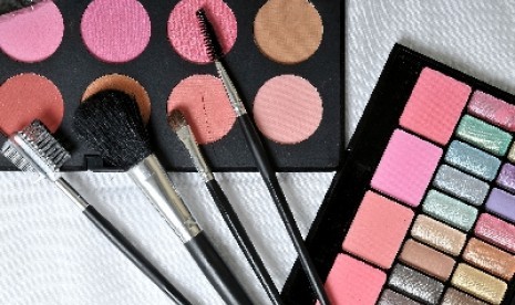 Make up. Ilustrasi.