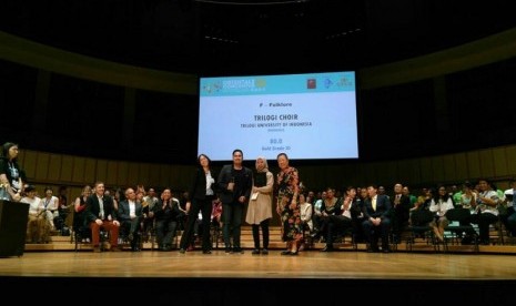 Trilogi Choir Sabet Medali Emas pada Kompetisi Padus Internasional