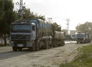 truk bantuan memasuki gaza