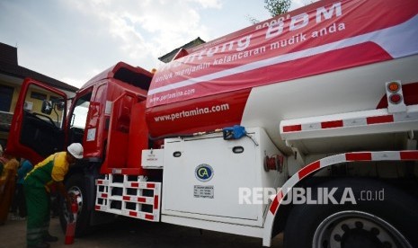 Truk tangki BBM Pertamina. (Ilustrasi)