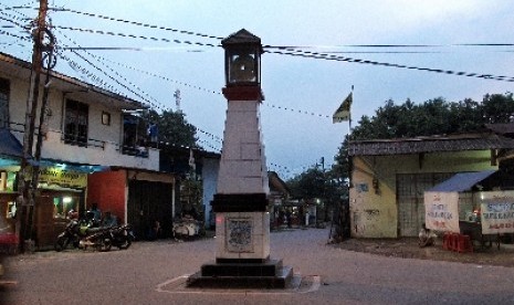 Tugu Gong Si Bolong 