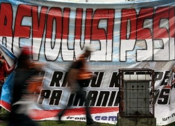 Tuntutan revolusi PSSI. 