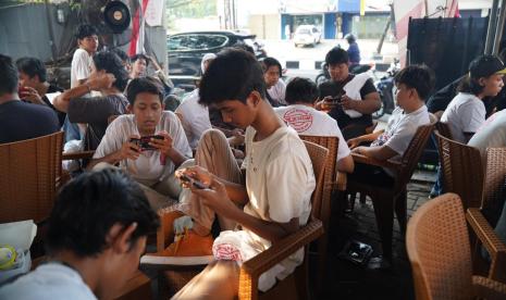 Turnamen Esports Mobile Legend serentak di Kota Jakarta Selatan, Kabupaten Bekasi, dan Kabupaten Cirebon akhir pekan ini.