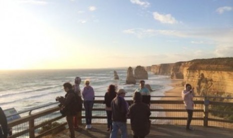 Twelve Apostles adalah salah satu kawasan wisata paling populer di Victoria. 