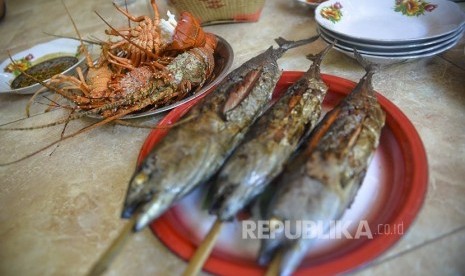 Hidangan ikan tongkol. Kandungan protein yang terdapat di dalam ikan sangat tinggi sehingga baik untuk mendukung tumbuh kembang anak.