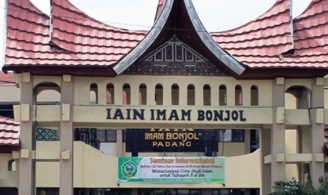 UIN Imam Bonjol, Padang, Sumatra Barat. Wamenag Minta Ujian Masuk PTKIN Objektif dan Profesional