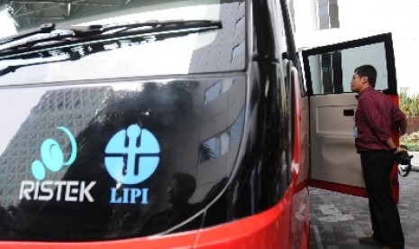 Uji Coba Mobil Listrik Nasional