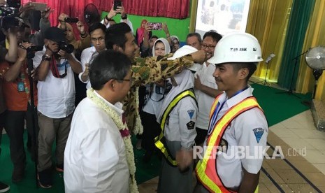 Uji Kompetensi Keahlian (UKK) dan Sertifikasi Siswa SMK Bidang Konstruksi di SMK Negeri 5 Banjarmasin, Kalimantan Selatan, Selasa (13/3).