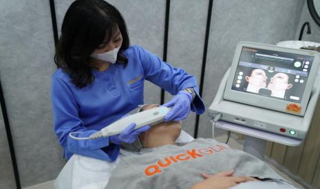 Ultherapy treatment, perawatan kecantikan yang menggunakan teknologi ultrasound yang aman.