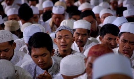 Umat Islam diharapkan dapat meningkatkan amal ibadah menjelang bulan suci Ramadhan tahun ini.