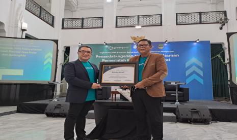 UMKM di Jabar masih banyak yang belum memanfaatkan digitalisasi seperti marketplace. Menurut Kepala Dinas Koperasi dan UMKM Provinsi Jabar, Kusmana Hartadji, sekitar 79 persen dari 4,6 juta UMKM di Jabar belum melek digitalisasi.