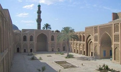 Universitas Al-Mustansiriyah di Baghdad, Irak.