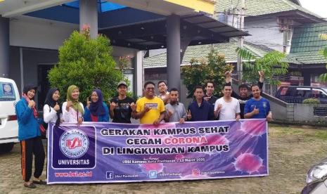 Universitas Bina Sarana Informatika (UBSI) Kampus Kota Pontianak menggelar Gerakan Kampus Sehat dengan tema Cegah Corona di Lingkungan Kampus, Jum’at (13/03).