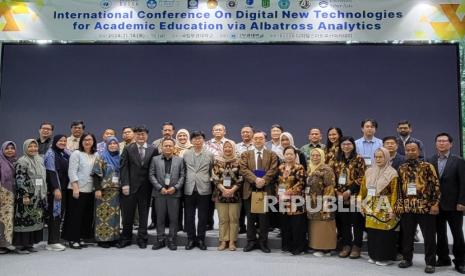 Universitas BSI (Bina Sarana Informatika) hadir dalam kegiatan penandatanganan Letter of Intent (LoI) di Pukyong National University, Korea Selatan, pada Kamis (14/11/2024). 