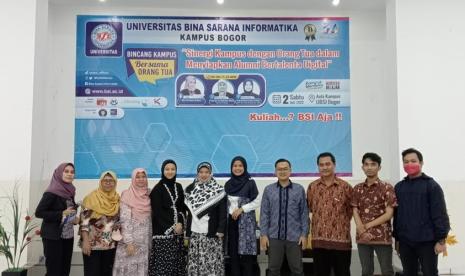 Universitas BSI (Bina Sarana Informatika) Kampus Bogor dengan bangga mengumumkan penyelenggaraan acara Bincang Kampus Bersama Orang Tua (BKOT) serta Workshop Digital Kreatif.