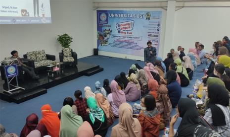 Universitas BSI (Bina Sarana Informatika) kampus Cengkareng akan mengelar kegiatan BKOT (Bincang Kampus bersama Orang Tua) bertajuk ‘Explore Your Creativity’.