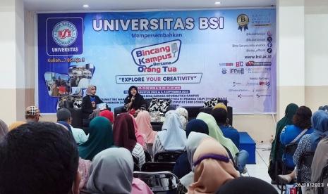 Universitas BSI (Bina Sarana Informatika) Kampus Jatiwaringin dengan bangga mengumumkan acara keren yang khusus buat orangtua, Bincang Kampus Bersama Orang Tua (BKOT).