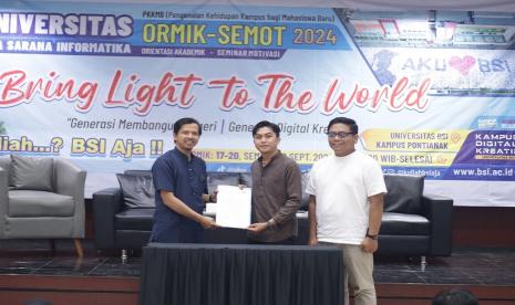 Universitas BSI (Bina Sarana Informatika) Kampus Pontianak kembali mempertegas komitmennya dalam memperkuat sinergi dengan dunia industri, khususnya di sektor kesehatan, melalui perpanjangan Memorandum of Understanding (MoU) dengan Klinik PKU Muhammadiyah Kitamura Pontianak.