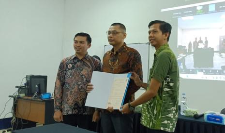 Universitas BSI (Bina Sarana Informatika) Kampus Pontianak menjalin kemitraan yang erat dengan Ikatan Cendekiawan Muda Akuntansi (ICMA) melalui penandatanganan Memorandum of Understanding (MOU)