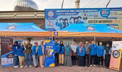 Universitas BSI (Bina Sarana Informatika) kampus Solo sukses melaksanakan Entrepreneur Fair. 