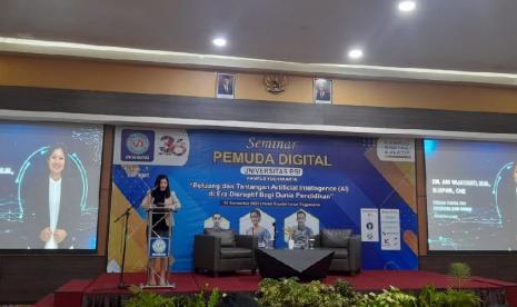 Universitas BSI (Bina Sarana Informatika) kampus Yogyakarta sebagai Kampus Digital Kreatif, menyelenggarakan seminar pemuda digital bertema Tantangan dan Peluang Artificial Intelligence (AI) di Era Disruptif dalam Dunia Pendidikan di Hotel Crystal Lotus, Yogyakarta.