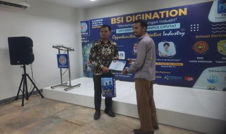 Universitas BSI mengadakan workshop dan kunjungan industri bertajuk BSI Digination.