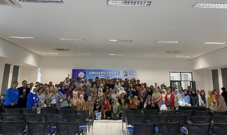 Universitas BSI mengelar acara Bincang Kampus Bersama Orang Tua (BKOT) pada Sabtu 20 Juli 2024 di Gedung Rektorat Universitas BSI kampus Kramat 98.