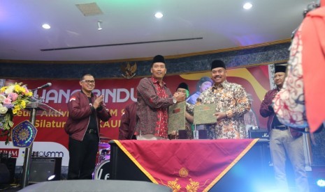 Universitas Muhammadiyah Malang (UMM) Pemerintah Kabupaten Kutai Kartanegara (Kukar) menyepakati kerjasama pendirian Pusat Pendidikan Vokasi. 