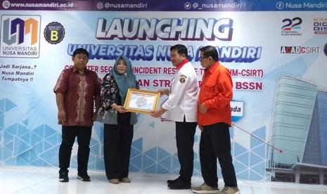 UNM Sukses Gelar Launching UNM-CSRIT dan Penyerahan STR CSIRT